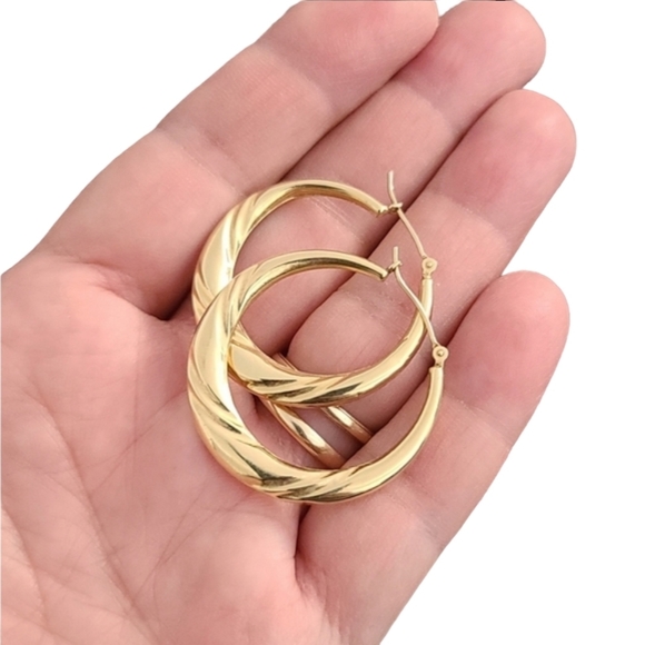 14kt YELLOW GOLD Puffy Hoop Earrings 1.75" Etched Hollow Hoops 2.4g VINTAGE Y2K - Picture 17 of 17